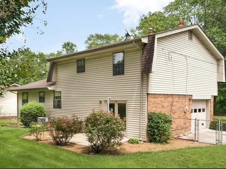 7111 Middle Valley Rd — Photo 18