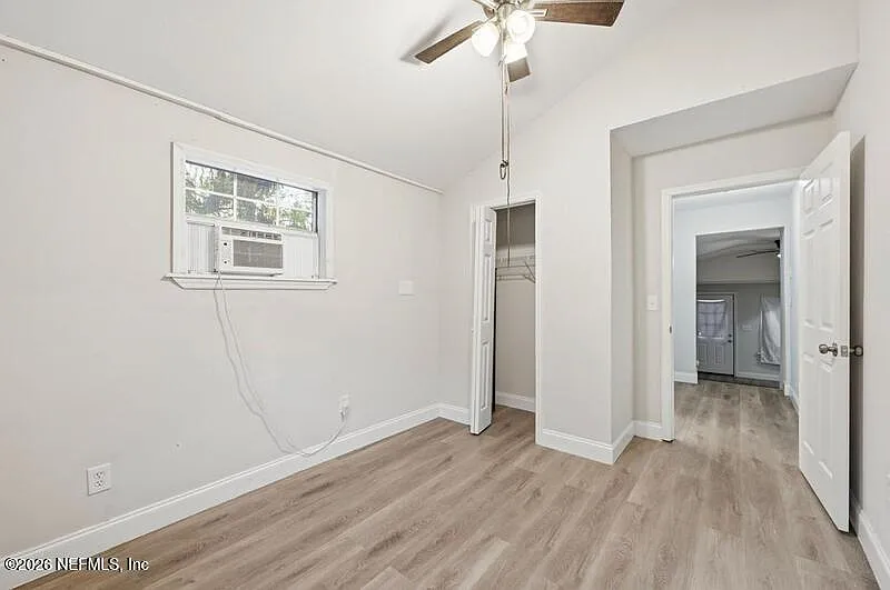 2 bed, 2.0 bath, 775 sqft, $1,100 — Photo 2