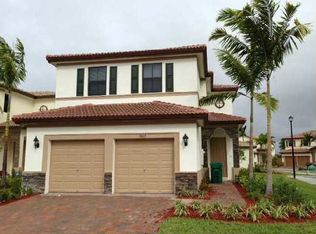 9013 SW 227th Ln, Cutler Bay, FL 33190