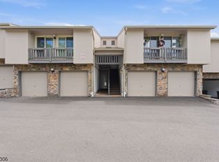 9 Paris Cir, West Orange, NJ 07052