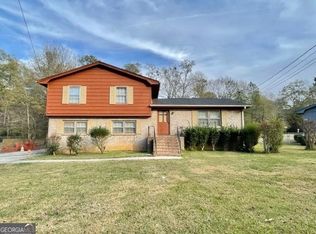 10124 Carlton Trl NW, Covington, GA 30014