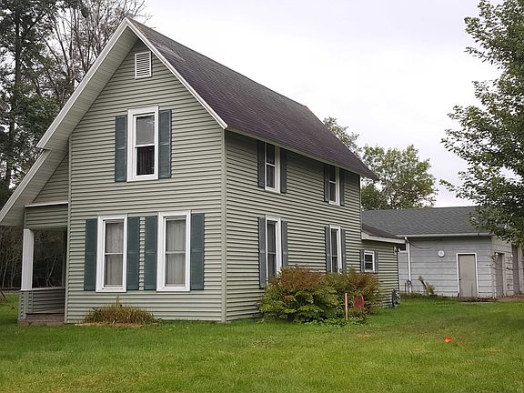 3rd image of 449 Chapman Ave