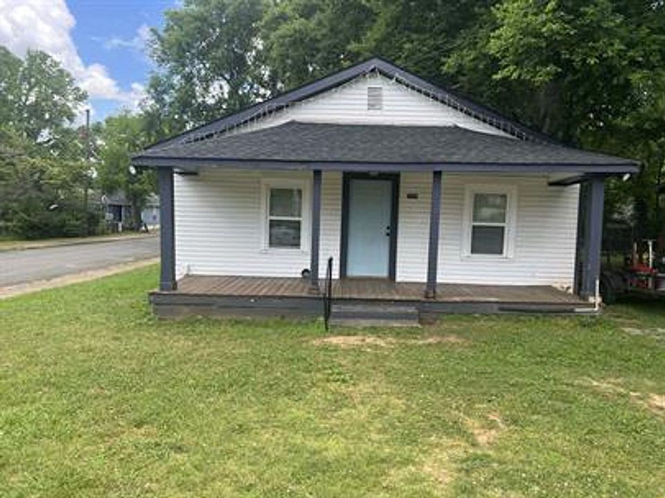 1st image of 2804 Battle Dr NW