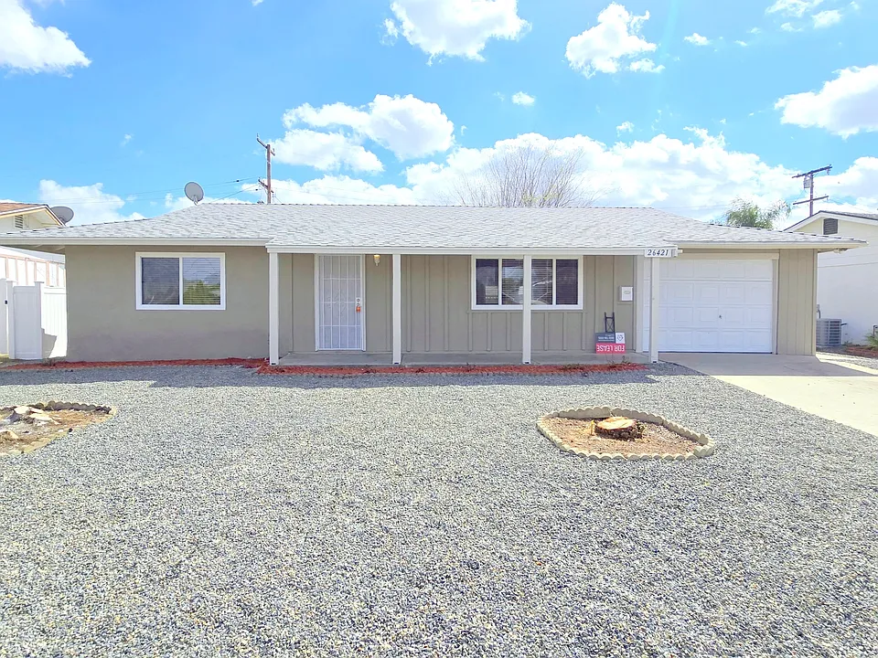 26421 Tanglewood Dr