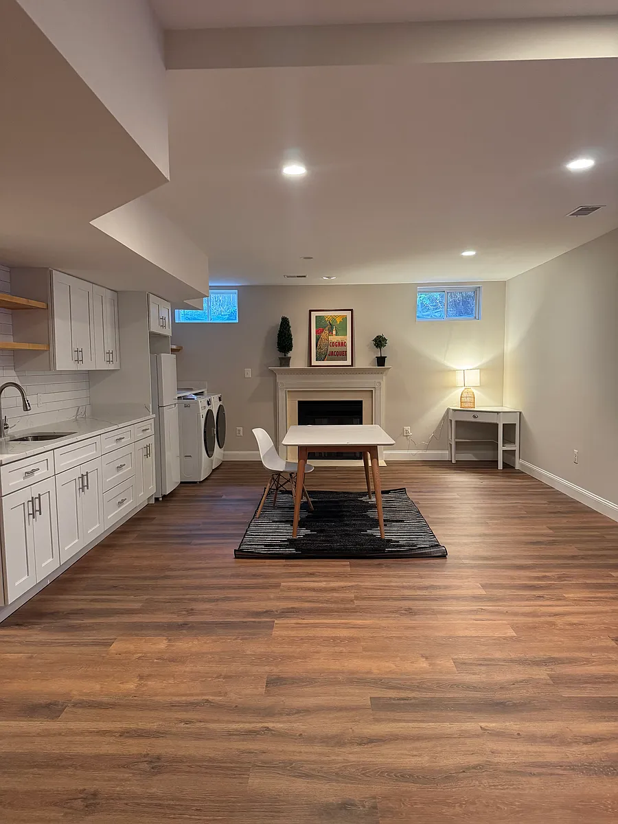 Kitchenette/Laundry - 4111 Doveville Ln #BASEMENT