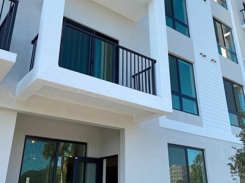 1st image of 103-8265 NW 41st St APT 103