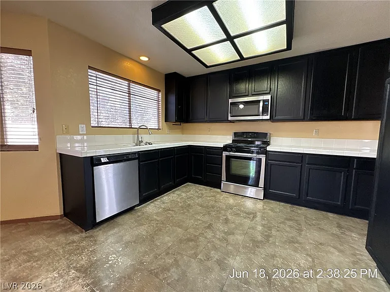 8240 Marcasel Dr — Photo 9