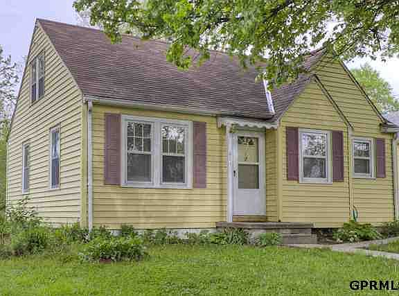 2nd image of 604 Oakmont Dr
