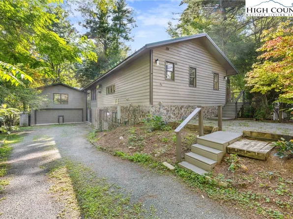 36 Key Field Loop, Newland, NC 28646