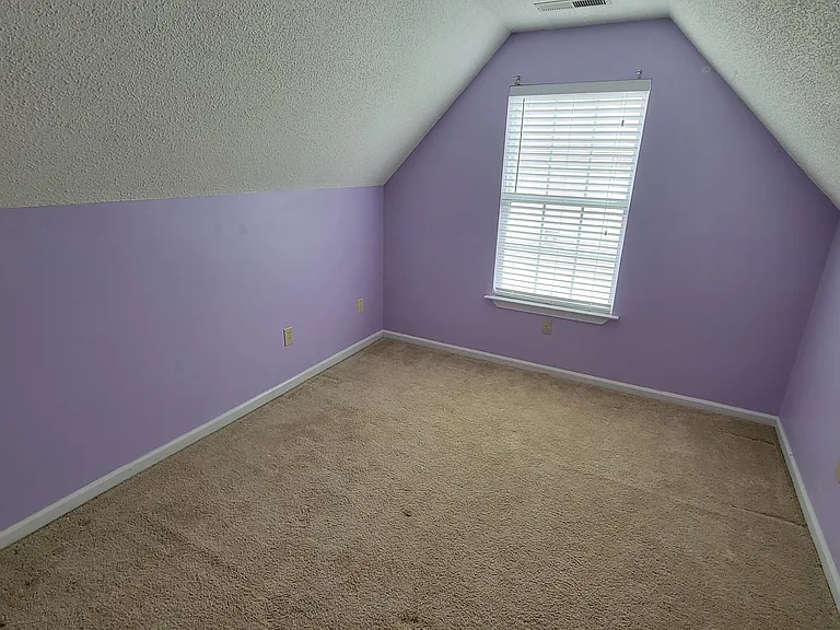 114 Fawnbrook Dr — Photo 14