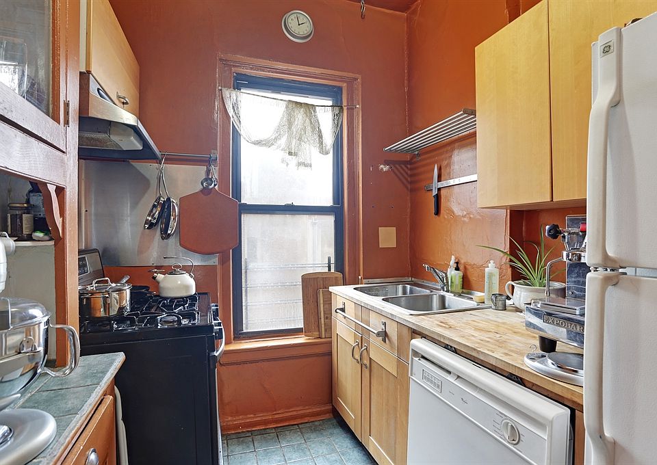 1st image of 175 Claremont Ave APT 64
