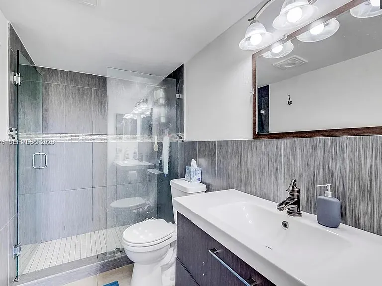 5570 NW 44th St #412A — Photo 11