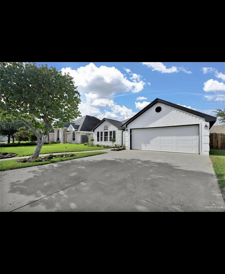4 bed, 1834 sqft, $2,000 — Photo 4