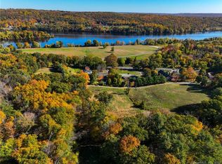 25 Parmelee Rd, Haddam, CT 06438