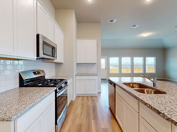 7th image of this home