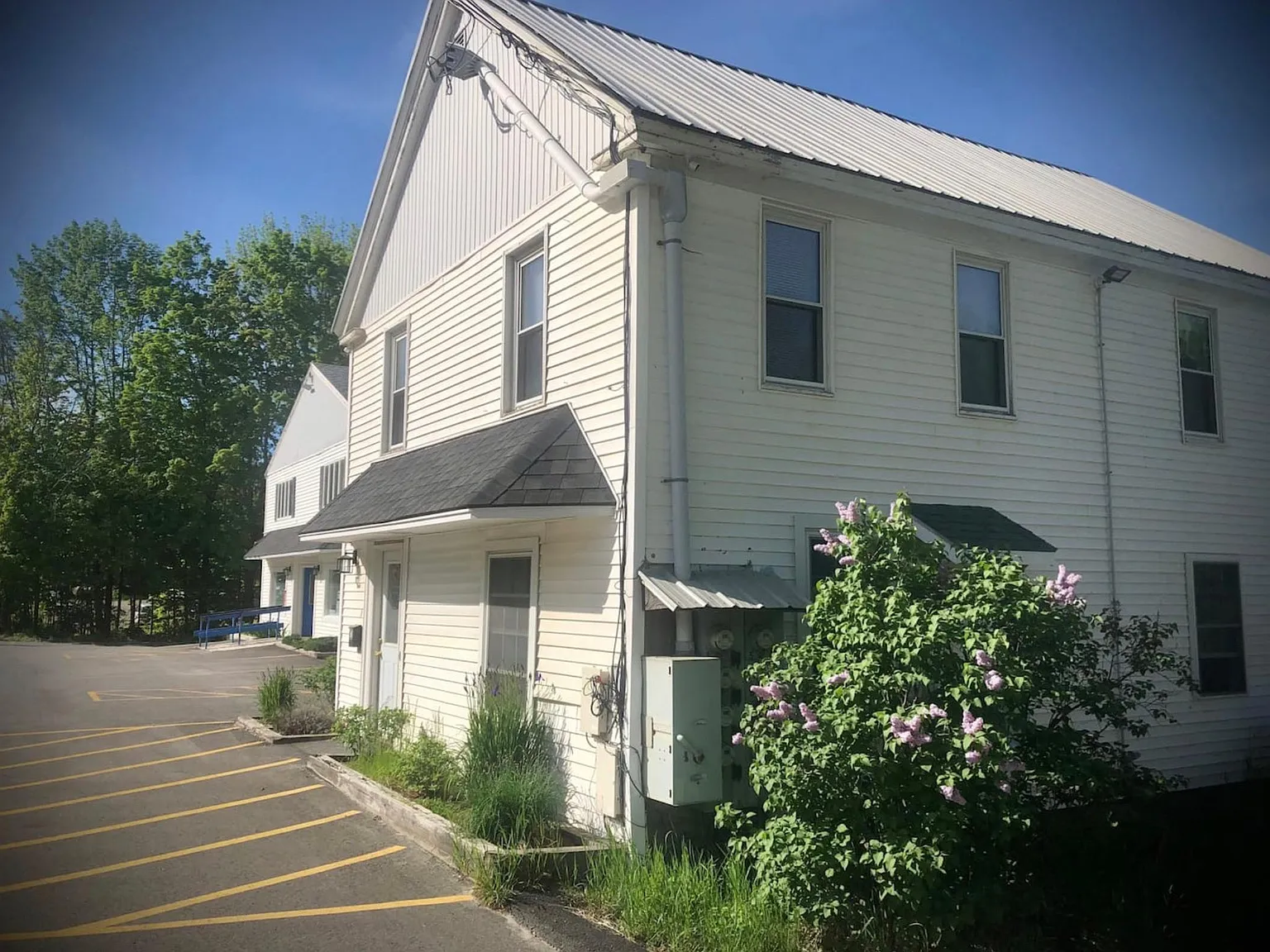 657 Maine Ave — Photo 2