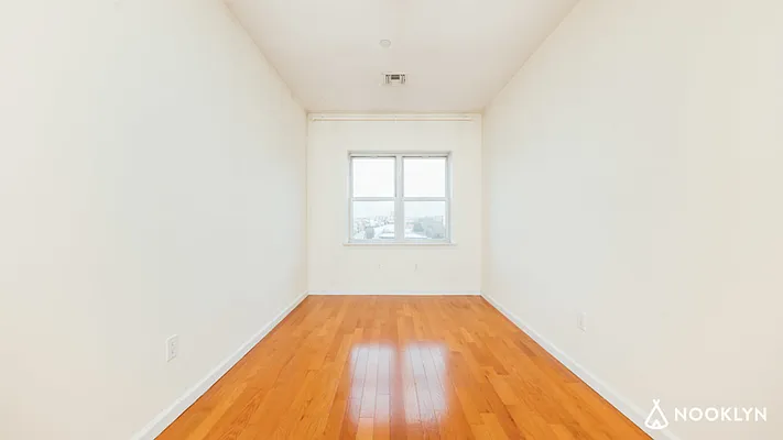 Rented by Nooklyn NYC LLC | media 7