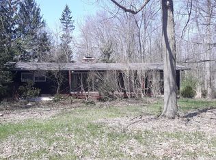 13200 Woodcrest Ln, Chesterland, OH 44026