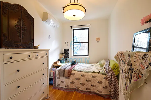 Rented by null | media 66