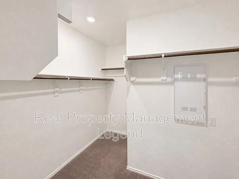 5601 Portola Ln — Photo 23