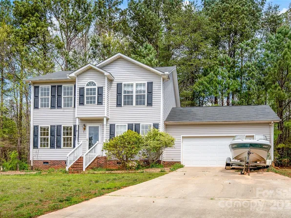 7536 Bimini Ct, Sherrills Ford, NC 28673