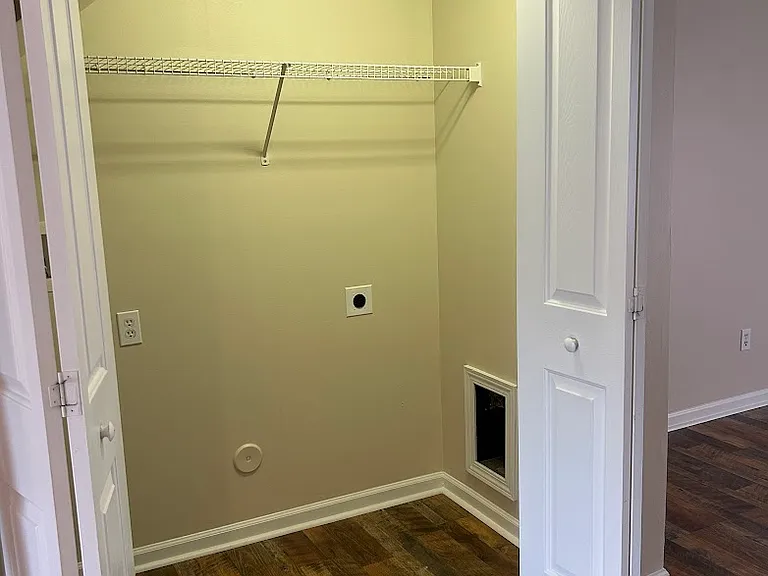 220 Nimbus Ct — Photo 7
