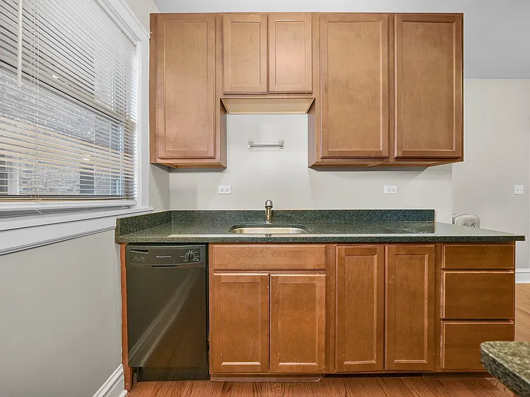 1927 Grove Ave #108 — Photo 13