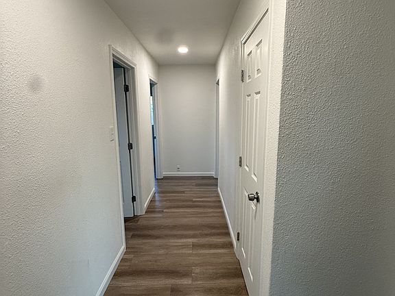 5th image of 438 Howard St