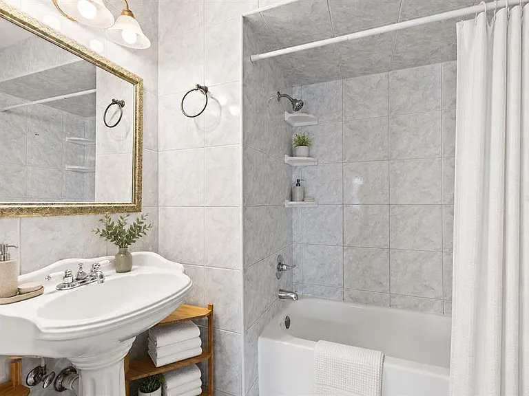 502 S Willow Ave #6 — Photo 16