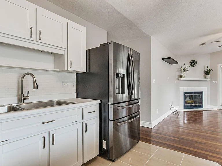 3420 Riverside Dr — Photo 28