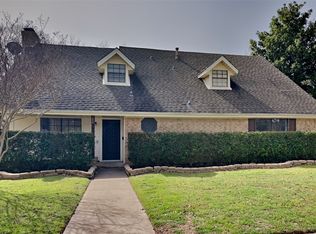 290 Larry Dr, Duncanville, TX 75137