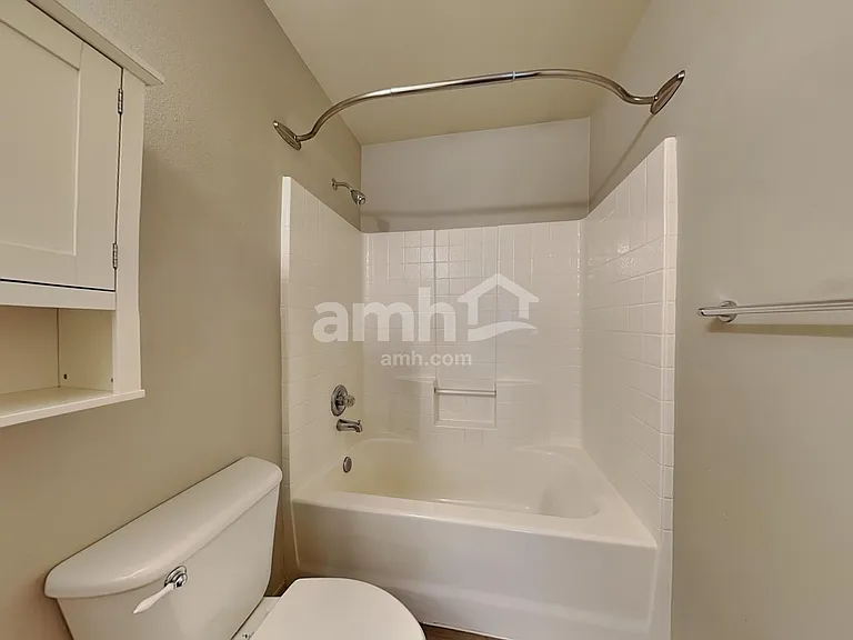 9523 187th St E — Photo 19
