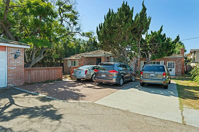 1 bed, 1.0 bath, $1,950 — Photo 3