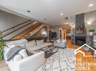 1224 W Augusta Blvd #2, Chicago, IL 60642