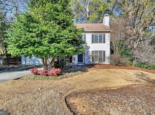 7038 Surrey Dr, Woodstock, GA 30189