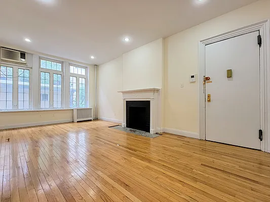 Rented by Gold & Appel Realty Corp | media 1