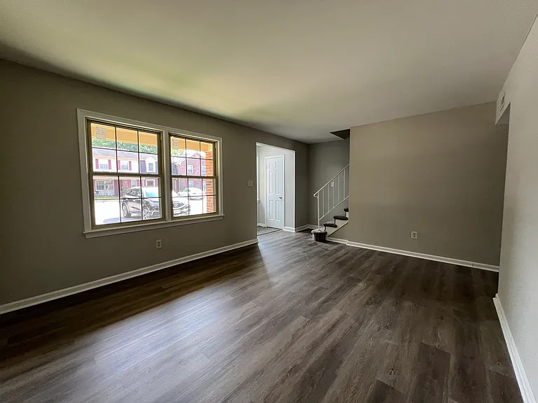 400 Advocate Ct #D — Photo 3