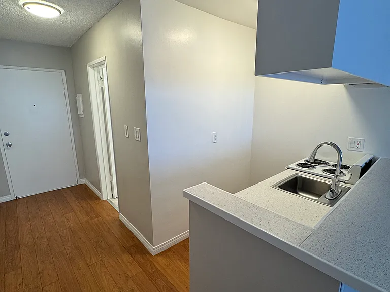 La Mirada Aparments — Photo 16