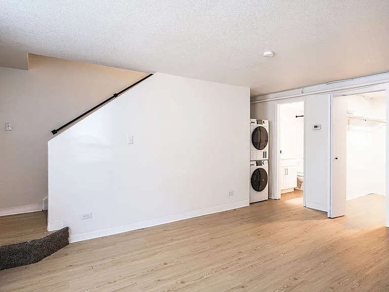 Tallmadge Lofts — Photo 24