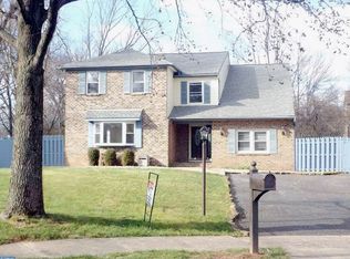 1052 Gotland Cir, Warrington, PA 18976