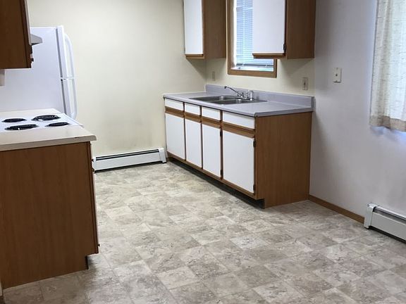 5th image of 1420 S 2nd St W APT B