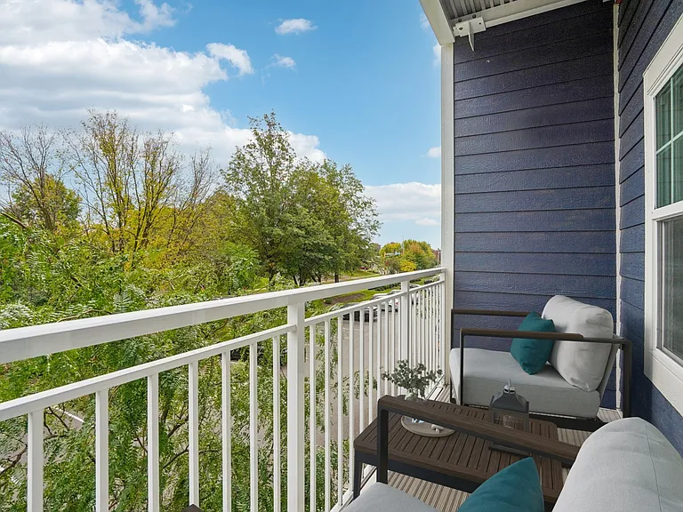 White Bear | 1 Bedroom