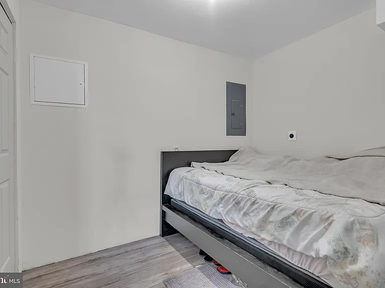 8336 Finchleigh St — Photo 31