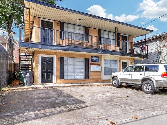 Four-plex in heart of Montrose