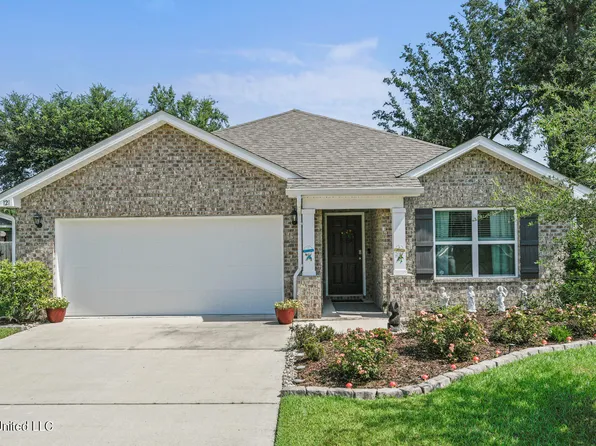 121 Rosie Dr, Long Beach, MS 39560