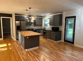 3805 Colewood Dr, Raleigh, NC 27604