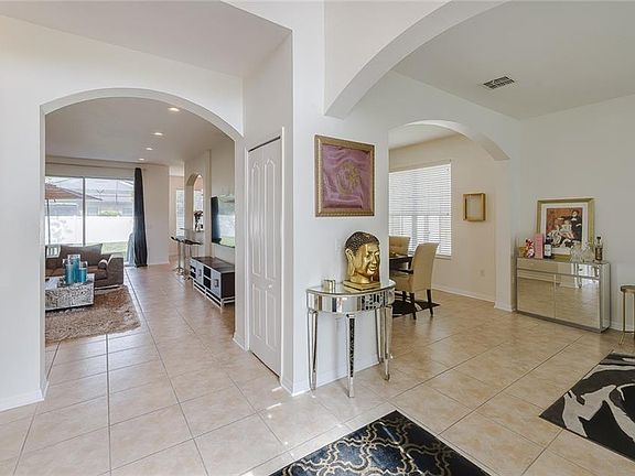 4th image of 423 Bella Vida Blvd