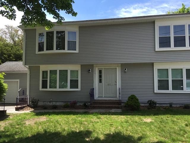 1st image of 12 Wilbur St #1