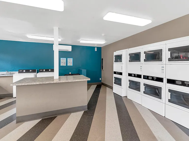 Glen Brae Apartments — Photo 13