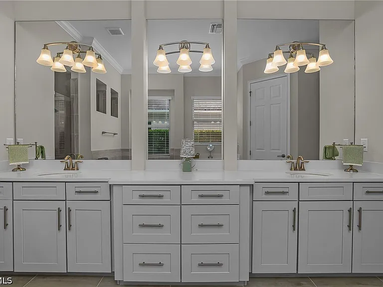 14870 Blue Bay Cir — Photo 26